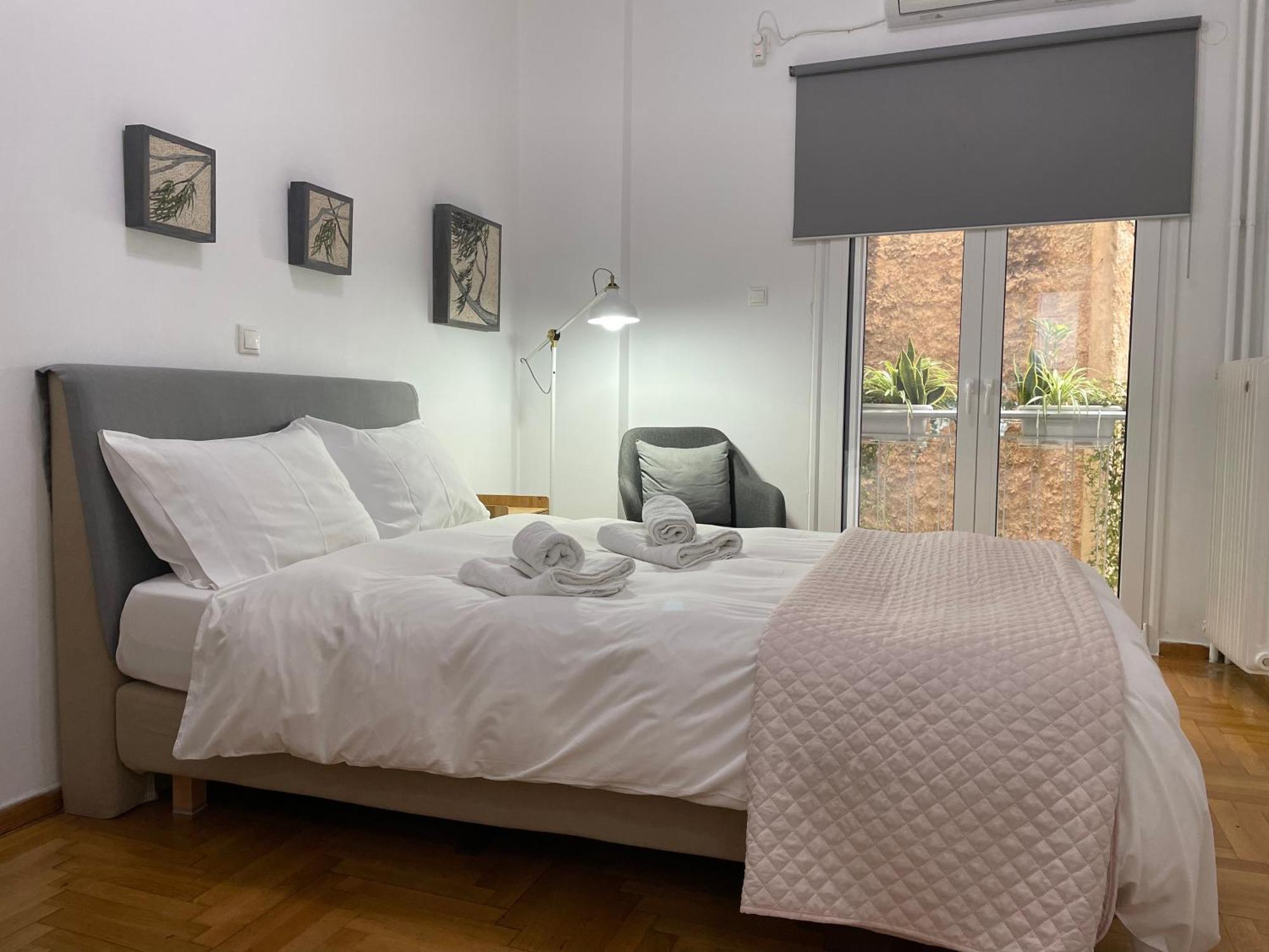 Mosaic Art Apartment In Plaka Афины Экстерьер фото