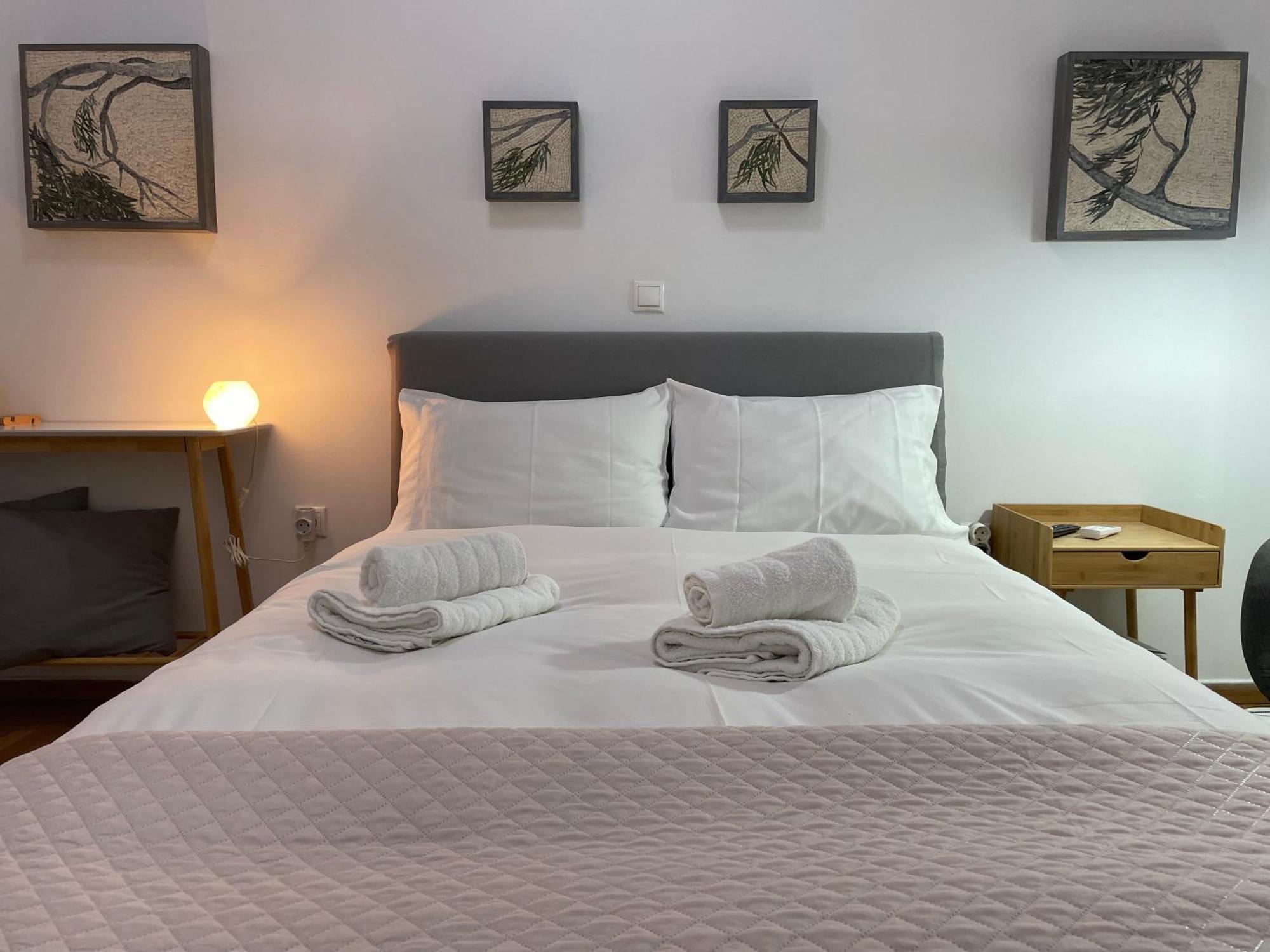 Mosaic Art Apartment In Plaka Афины Экстерьер фото